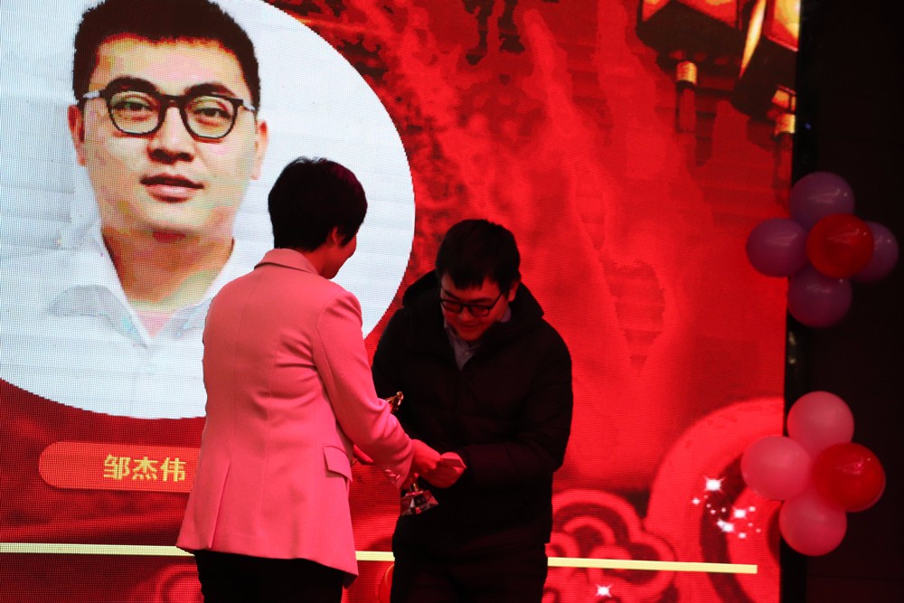 1645856585869586.jpg T7.jpg